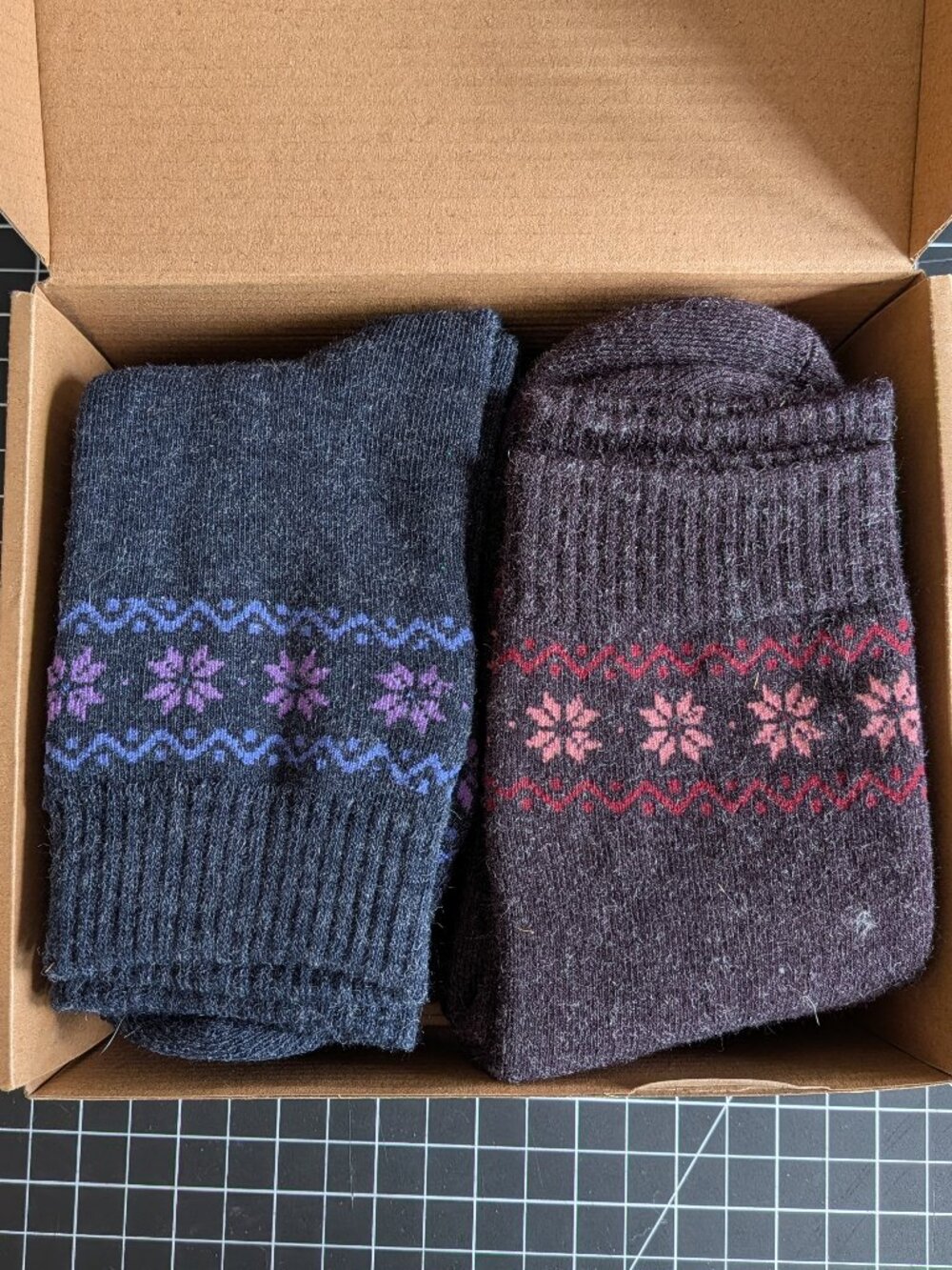 Nine to Five Life Men's/Women's 4-Pr Socks Pack Wool Blend